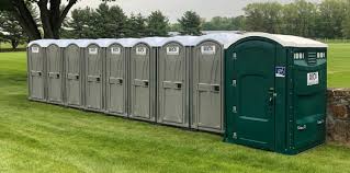 Best Portable Shower Rental  in Forest Hill, TX